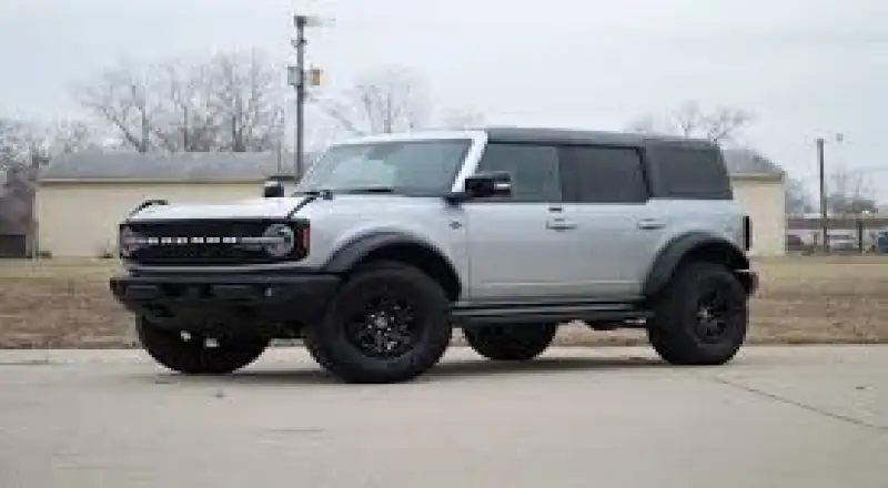 Best SUV Models for Desert Driving in Dubai