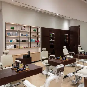 1847 Grooming for Men