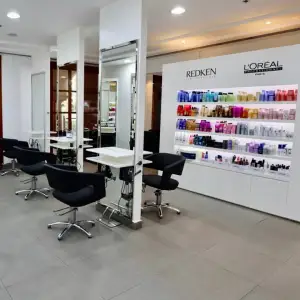 Pastels Salon